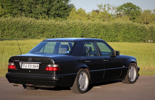 Mercedes 500E